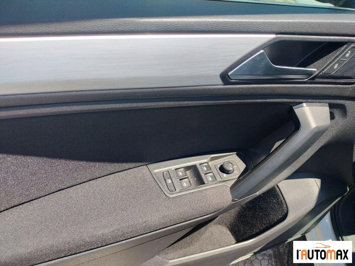 Volkswagen Tiguan 2.0 tdi Edition 20 150cv dsg (10)