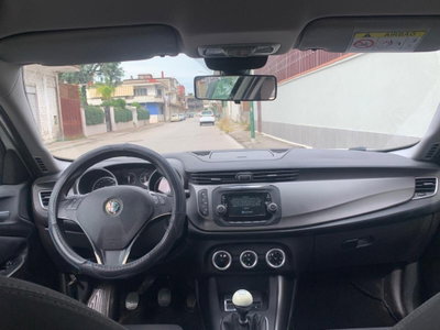 Alfa Romeo Giulietta 1.6 JTDm-2 Distinctive (7)