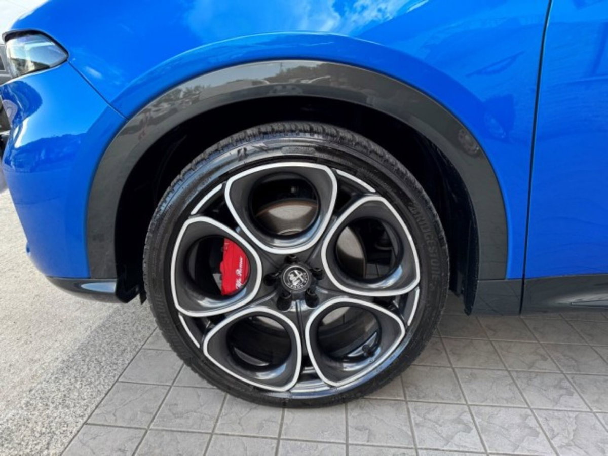 Alfa Romeo Tonale 1.5 hybrid Sport Speciale 175cv tct7 (13)
