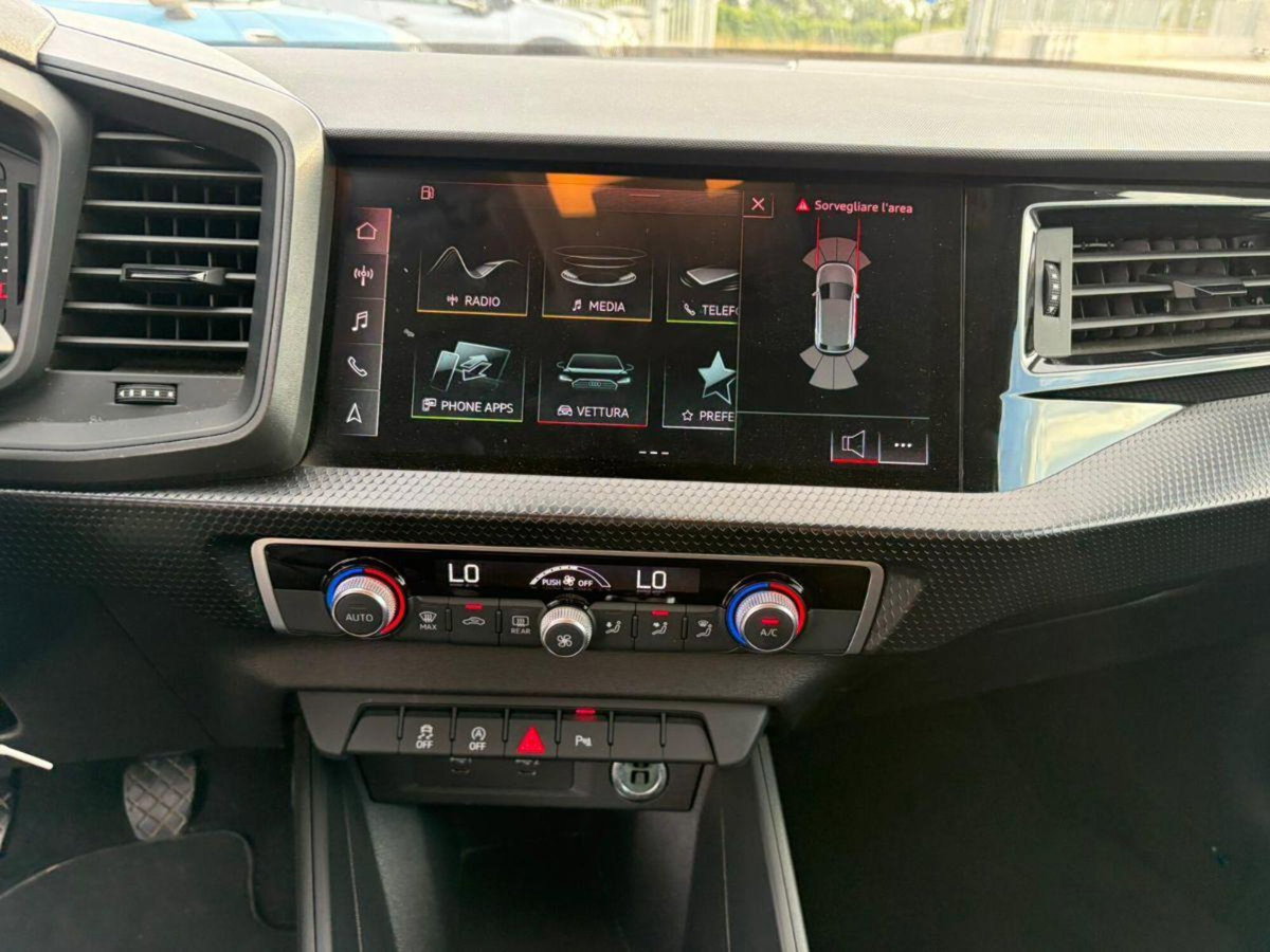 Audi A1 Sportback 1.0 TFSI ultra Design (14)