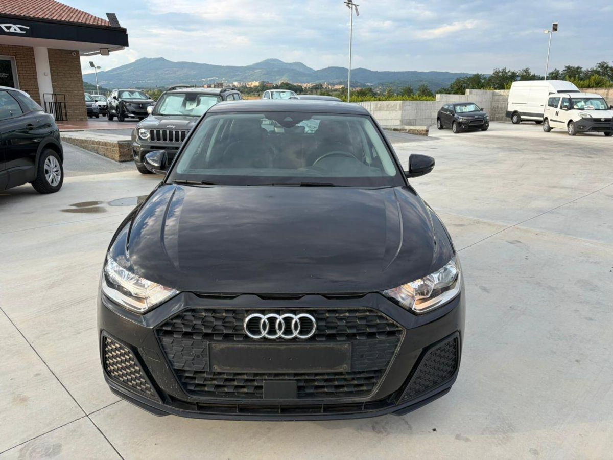 Audi A1 Sportback 1.0 TFSI ultra Design (3)