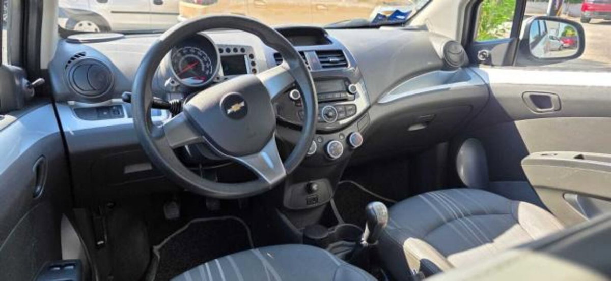 Chevrolet Spark 1.0 (11)