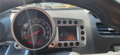 Chevrolet Spark 1.0 (13)