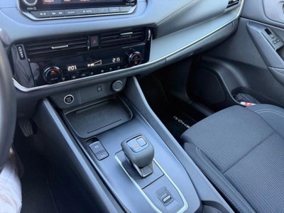 Nissan Qashqai 1.3 mhev Business 2wd 158cv xtronic (18)