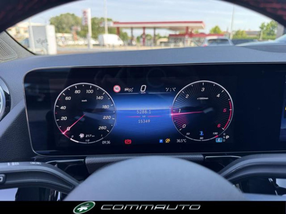 Mercedes-Benz GLA SUV 200 d AMG Line Advanced Plus 4matic auto (15)
