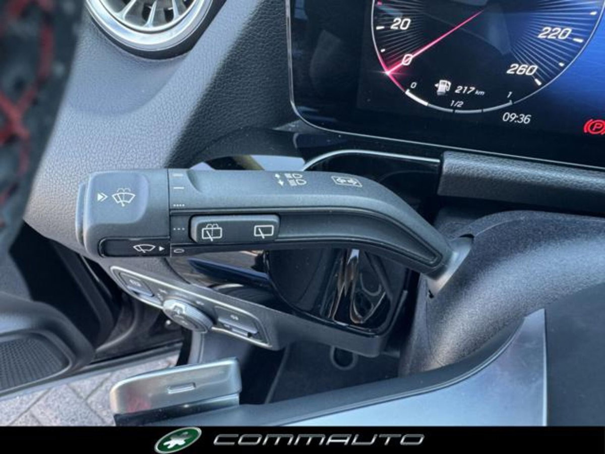 Mercedes-Benz GLA SUV 200 d AMG Line Advanced Plus 4matic auto (17)