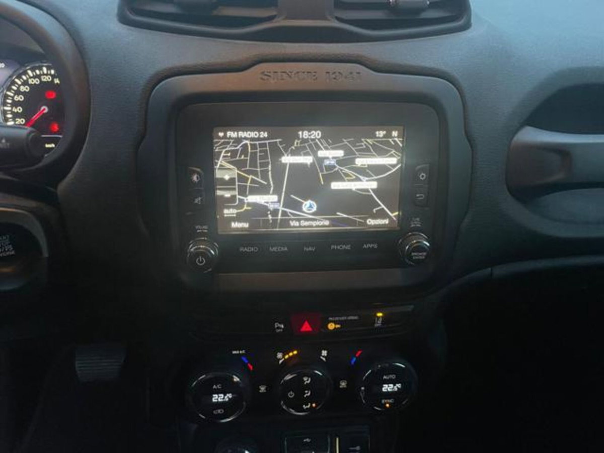 Jeep Renegade 2.0 Mjt 140CV 4WD Active Drive Limited (12)
