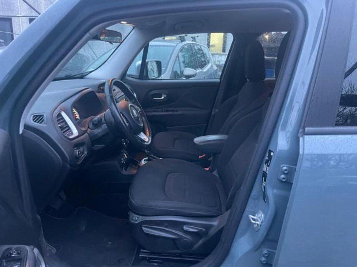 Jeep Renegade 2.0 Mjt 140CV 4WD Active Drive Limited (8)