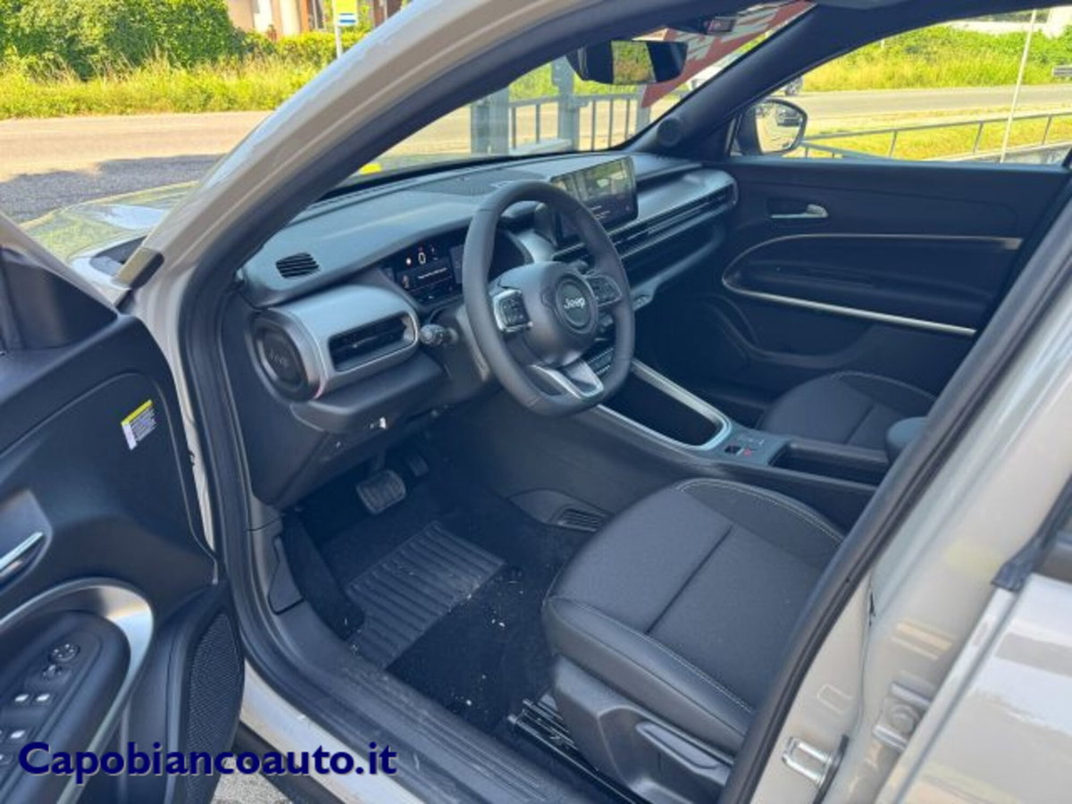 Jeep Avenger 1.2 turbo 85th Anniversary fwd 100cv (12)