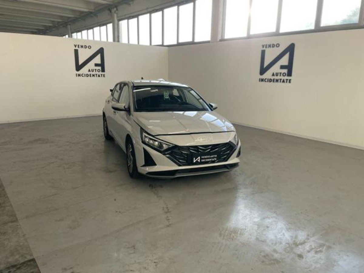 Hyundai i20 1.2 mpi Connectline mt