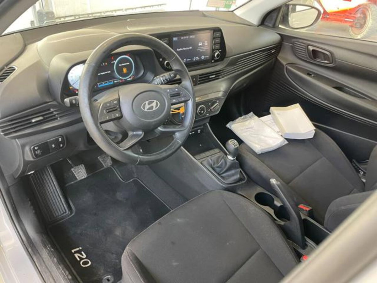 Hyundai i20 1.2 mpi Connectline mt (14)