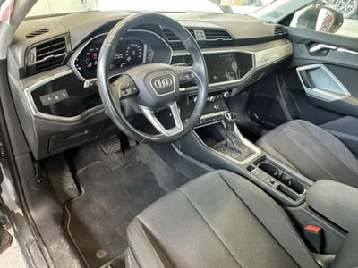 Audi Q3 Sportback 45 TFSI e S tronic Business Plus (14)