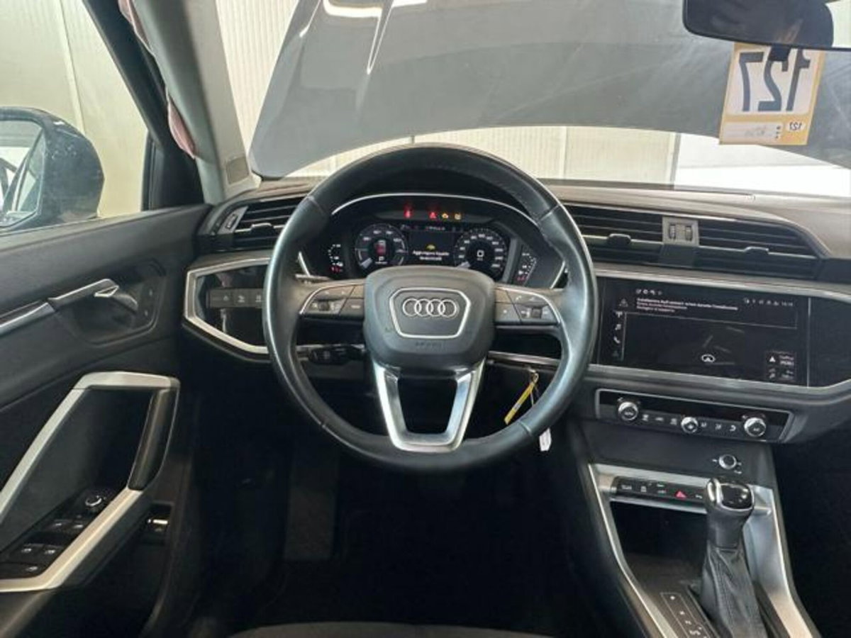 Audi Q3 Sportback 45 TFSI e S tronic Business Plus (16)