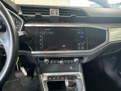 Audi Q3 Sportback 45 TFSI e S tronic Business Plus (17)