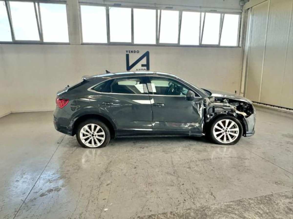 Audi Q3 Sportback 45 TFSI e S tronic Business Plus (8)