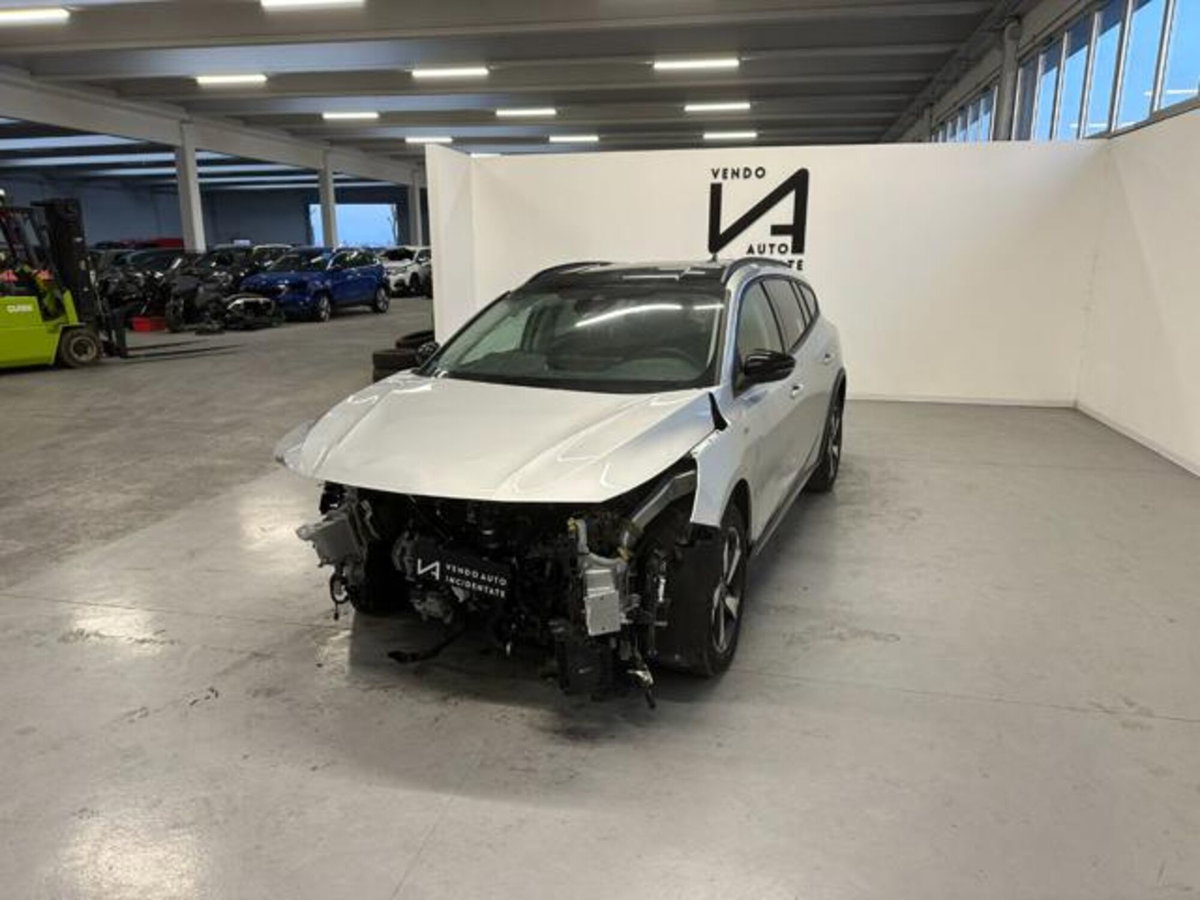 Ford Focus Station Wagon 1.0 EcoBoost Hybrid 125 CV Powershift SW Active Style (3)