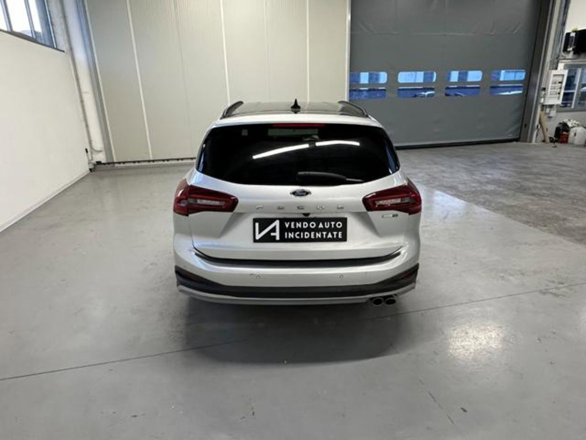 Ford Focus Station Wagon 1.0 EcoBoost Hybrid 125 CV Powershift SW Active Style (6)