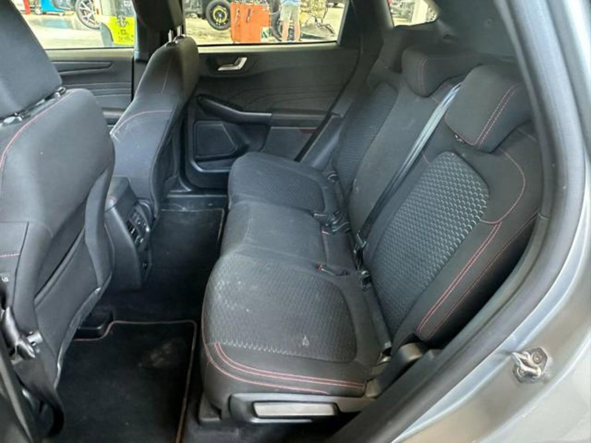 Ford Kuga 2.5 Full Hybrid 190 CV CVT 2WD ST-Line X (14)