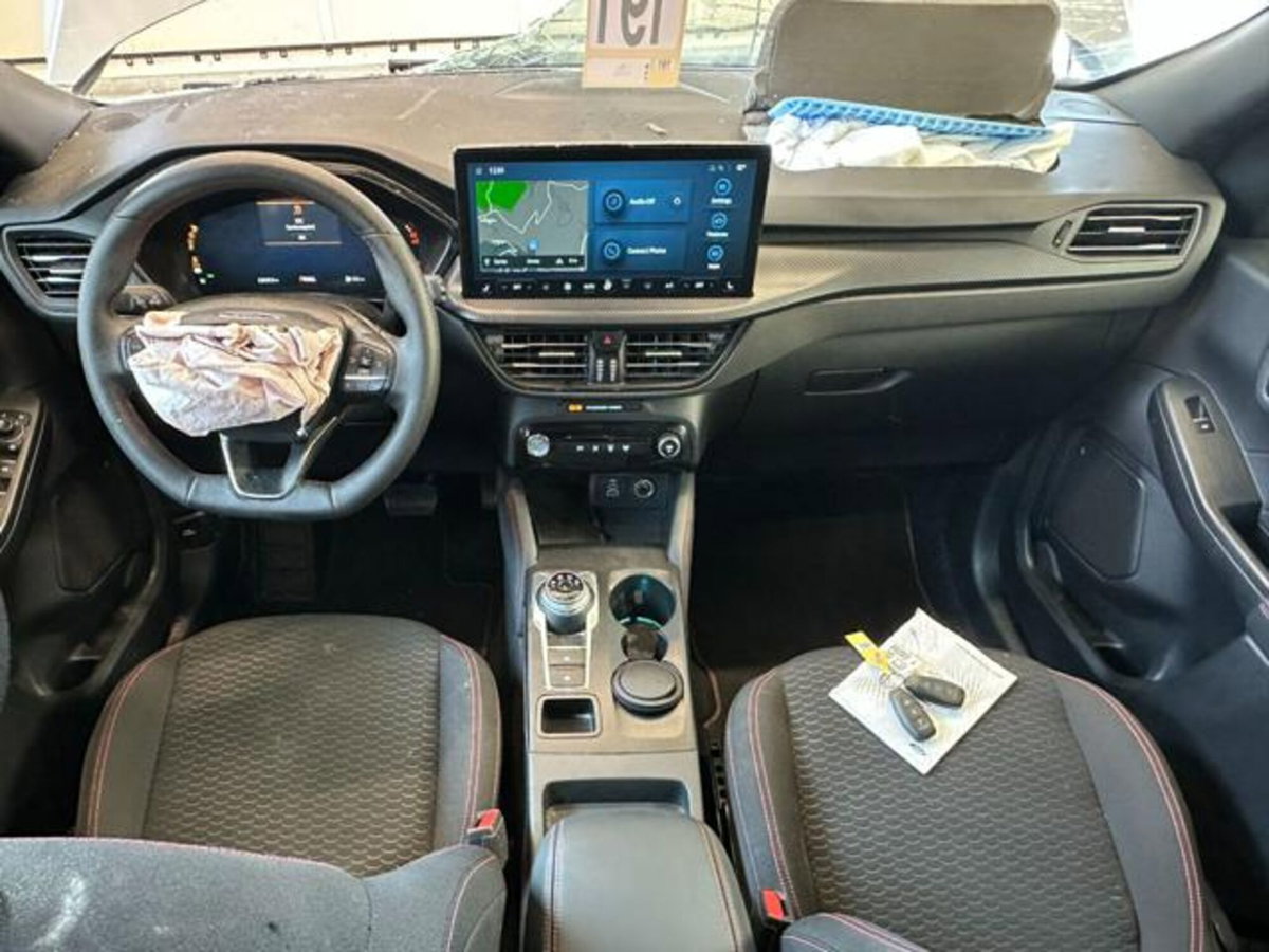 Ford Kuga 2.5 Full Hybrid 190 CV CVT 2WD ST-Line X (16)