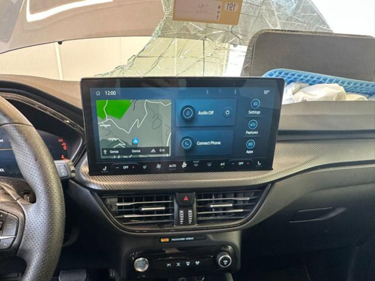 Ford Kuga 2.5 Full Hybrid 190 CV CVT 2WD ST-Line X (18)