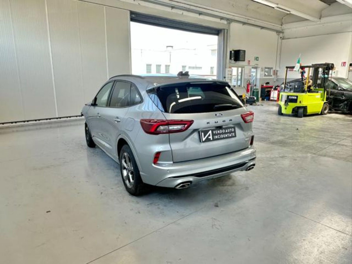 Ford Kuga 2.5 Full Hybrid 190 CV CVT 2WD ST-Line X (5)