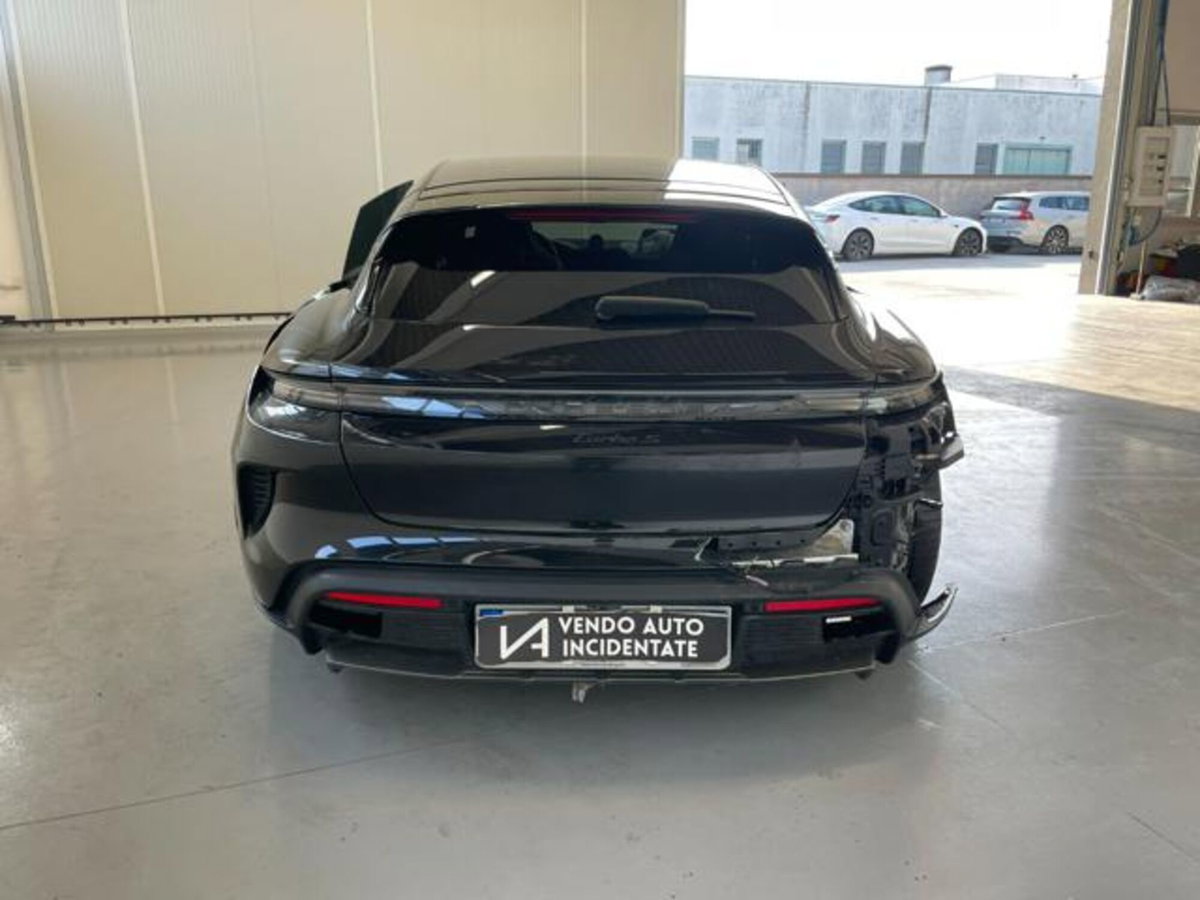 Porsche Taycan Cross Turismo Turbo S Cross Turismo (6)