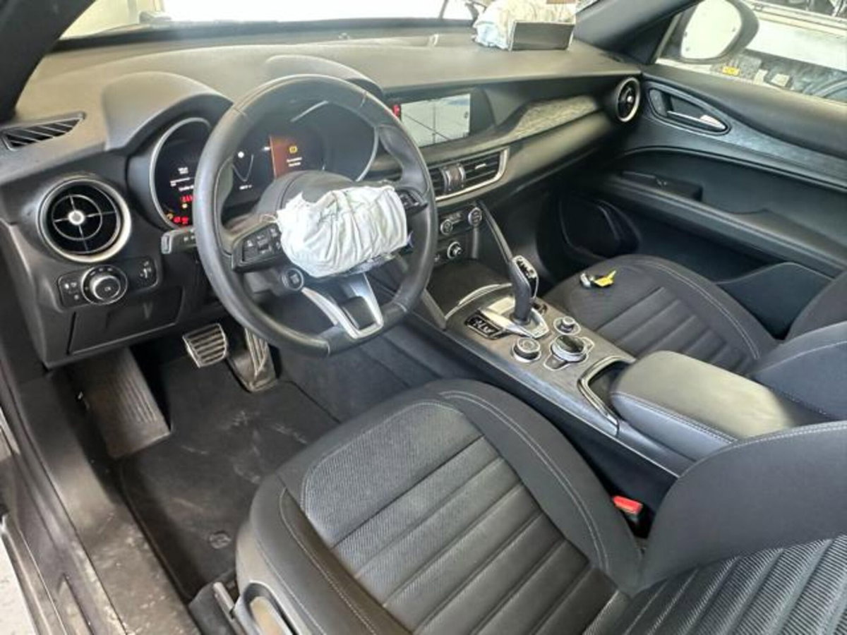 Alfa Romeo Stelvio Stelvio 2.2 Turbodiesel 160 CV AT8 RWD Super Business (13)