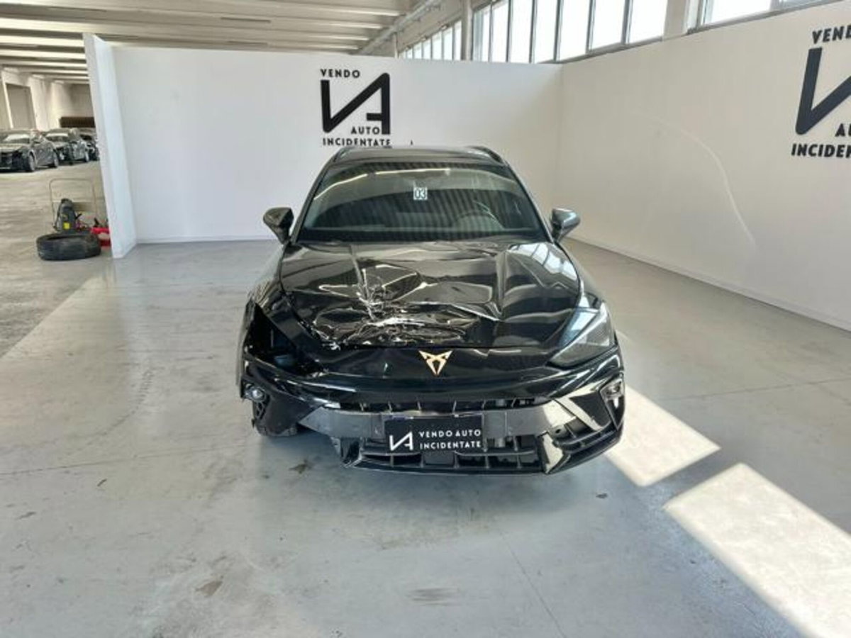 Cupra Leon Station Wagon Leon Sportstourer 1.5 hybrid 150cv dsg (2)