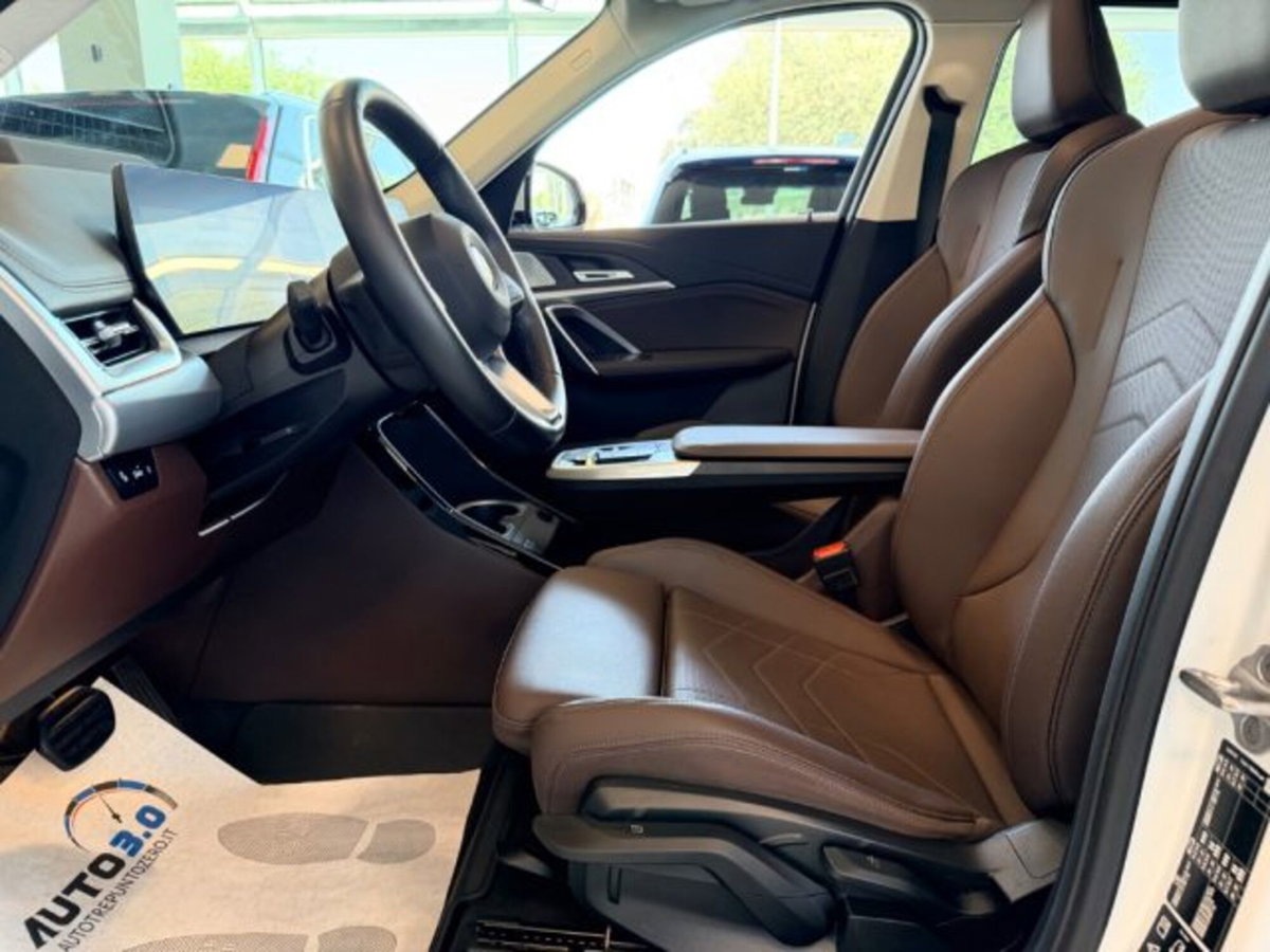 BMW X1 xDrive 23d xLine (8)