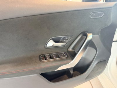 Mercedes-Benz Classe A 200 d AMG Line Premium Plus auto (16)