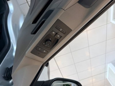 Volkswagen Veicoli Commerciali Transporter Furgone 2.0 TDI 110CV PC Kombi (15)