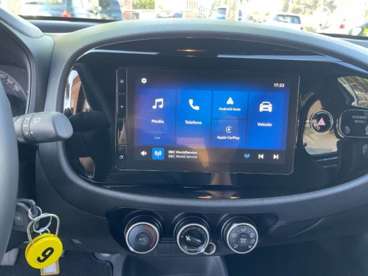 Toyota Aygo X 1.0 VVT-i 72 CV 5 porte Limited Air (13)