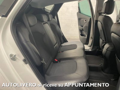 Hyundai ix35 1.7 CRDi 2WD Classic (12)