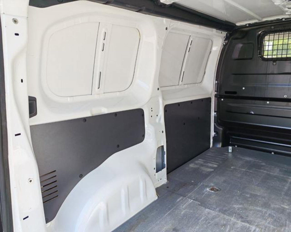 Citroen Jumpy Furgone 1.5 BlueHDi 120 S&S PL-TN Furgone M Club (14)