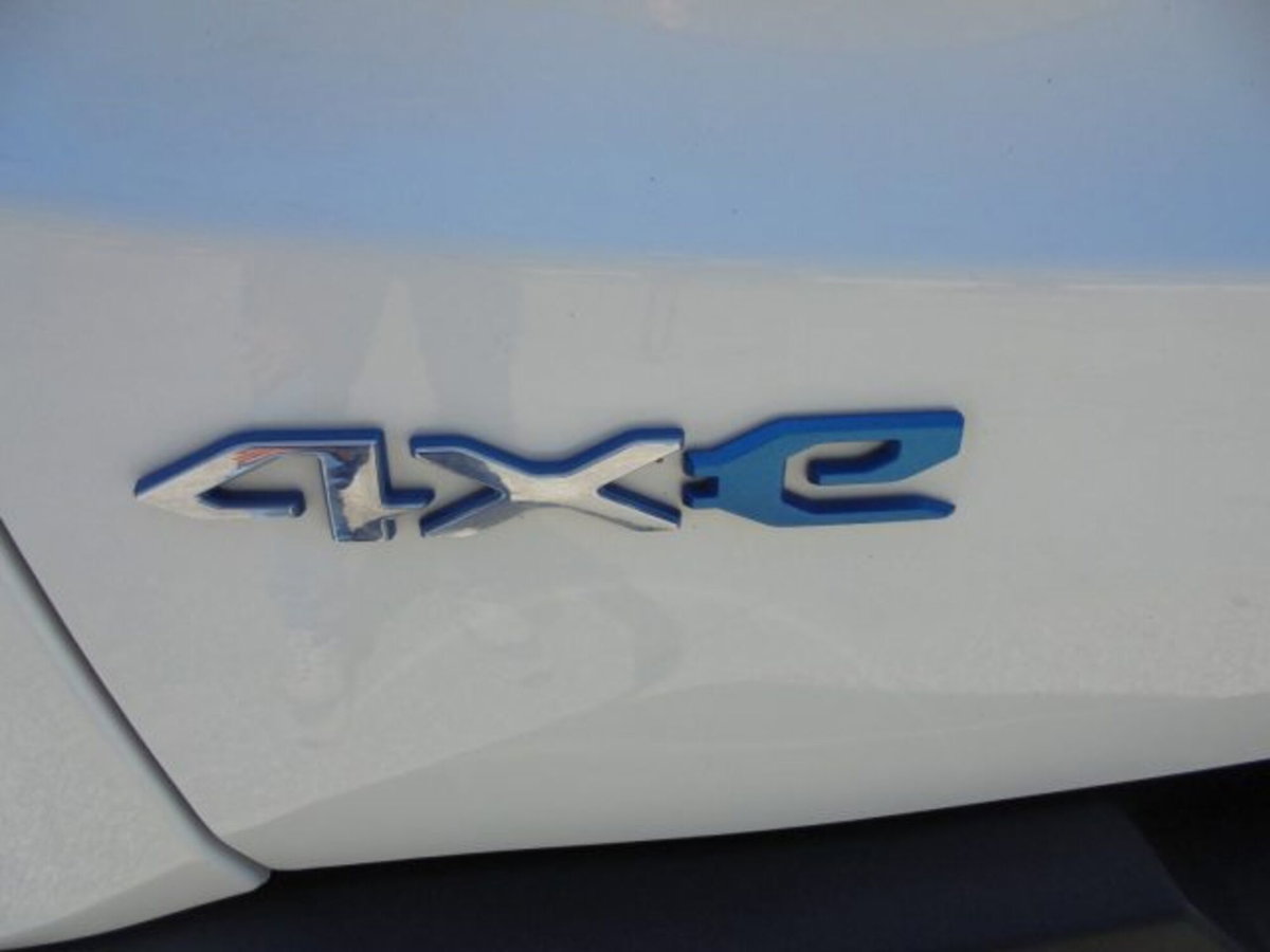 Jeep Renegade 1.3 T4 190CV PHEV 4xe AT6 Limited (13)