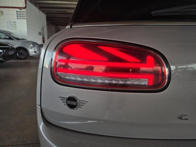 MINI Mini Clubman Clubman 1.5 Cooper Classic auto (19)
