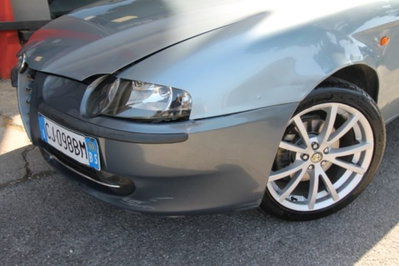 Alfa Romeo 147 1.9 JTD 16V cat 3 porte Distinctive (7)