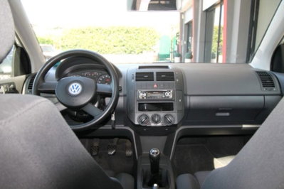 Volkswagen Polo 1.4 16V 5p. Trendline (13)