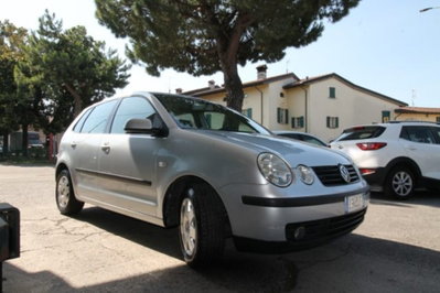 Volkswagen Polo 1.4 16V 5p. Trendline (2)