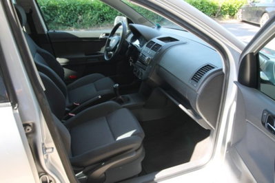 Volkswagen Polo 1.4 16V 5p. Trendline (6)