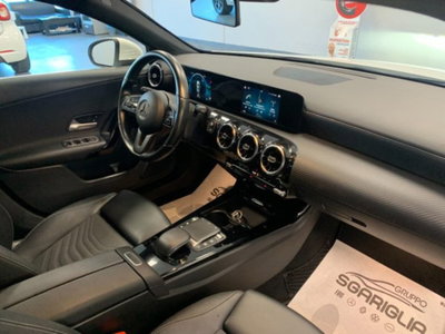 Mercedes-Benz Classe A Sedan 180 d 4p. Sport (12)