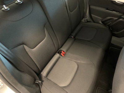 Jeep Renegade 1.6 Mjt DDCT 120 CV Business (12)