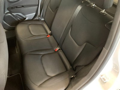 Jeep Renegade 1.6 Mjt DDCT 120 CV Business (13)