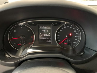 Audi A1 Sportback 1.6 TDI 105 CV Ambition (19)