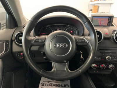 Audi A1 Sportback 1.6 TDI 105 CV Ambition (9)