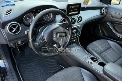 Mercedes-Benz GLA SUV 220 CDI Automatic 4Matic Sport (10)