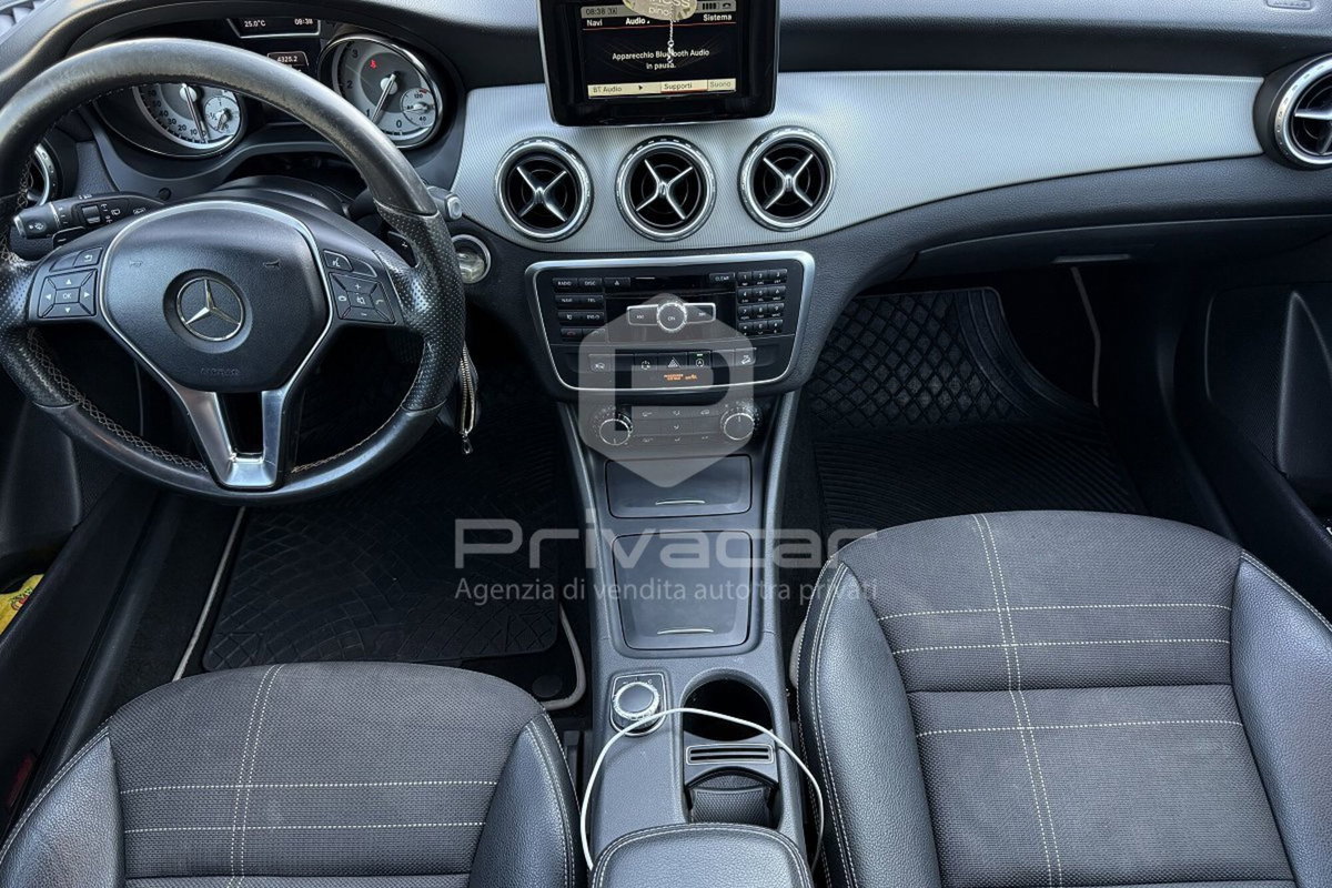 Mercedes-Benz GLA SUV 220 CDI Automatic 4Matic Sport (12)