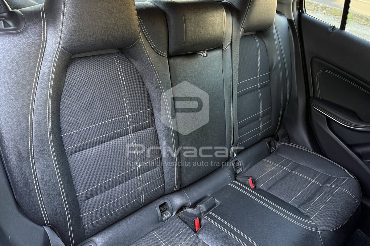 Mercedes-Benz GLA SUV 220 CDI Automatic 4Matic Sport (14)