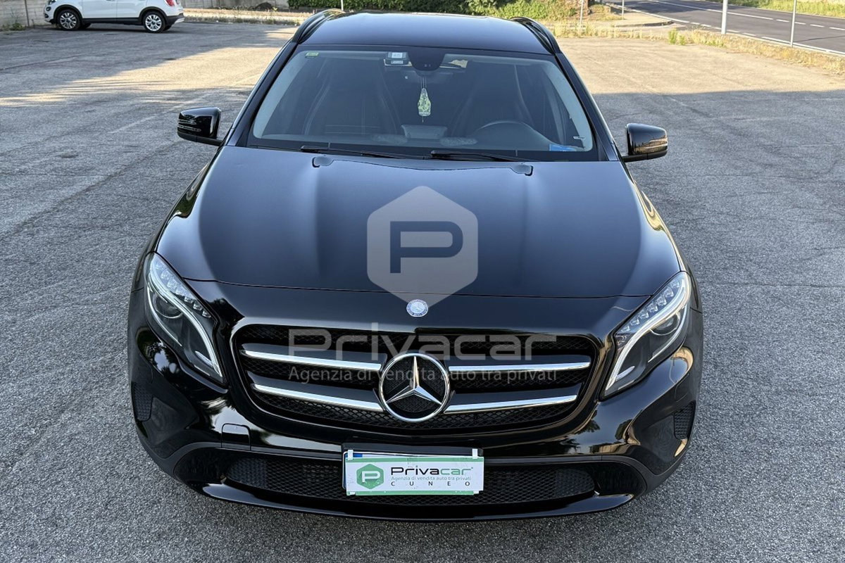 Mercedes-Benz GLA SUV 220 CDI Automatic 4Matic Sport (2)