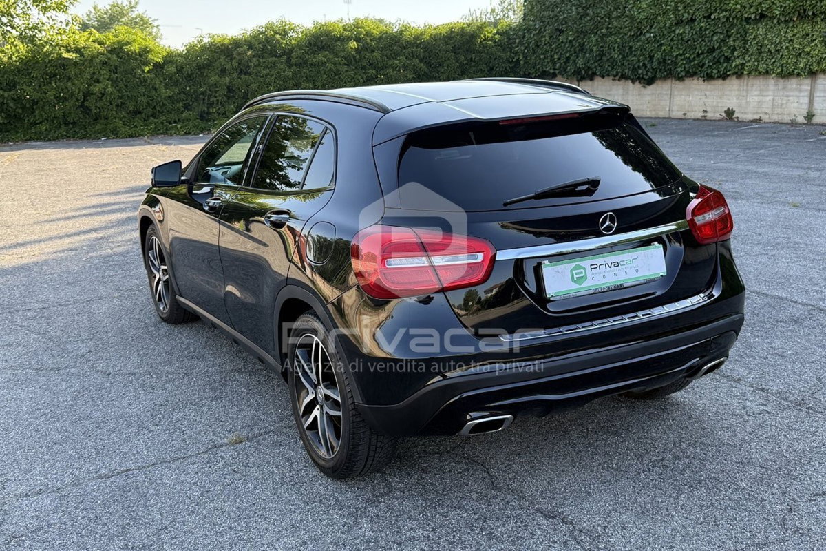 Mercedes-Benz GLA SUV 220 CDI Automatic 4Matic Sport (7)